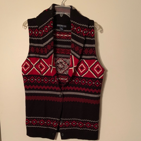 Beautiful American Living vest. - Picture 1 of 3